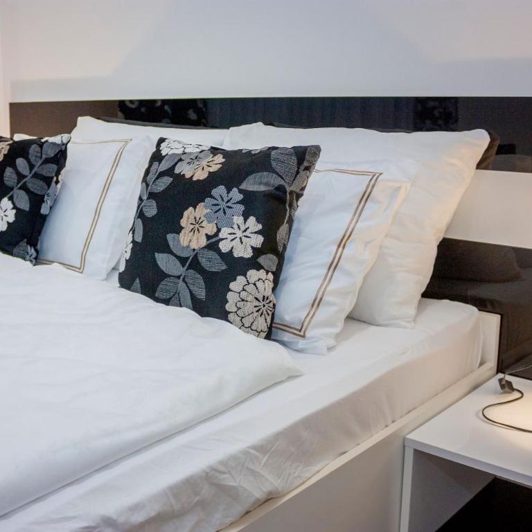 Villa Onix - Apartment with Terrace - 5