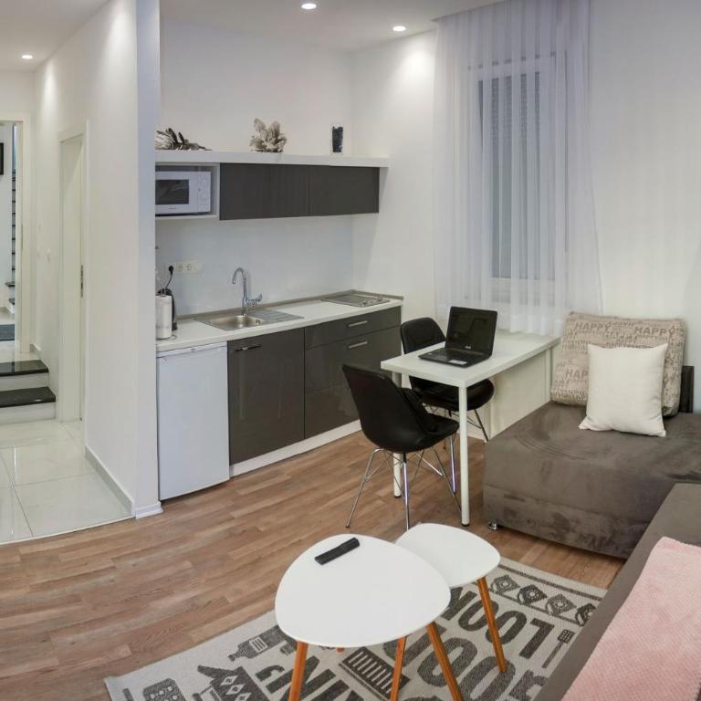 Villa Onix - Apartment with Terrace - 10