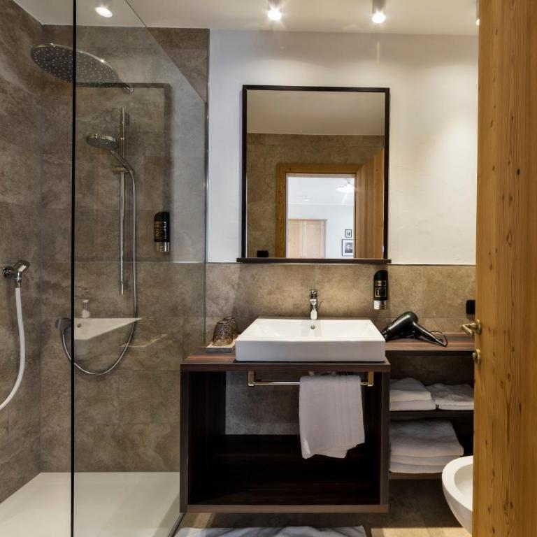 Emma Historic Hotel - Junior Suite Marie - 6