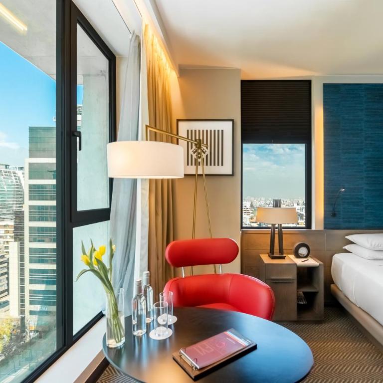 Hyatt Centric Las Condes Santiago - Habitación con vistas y cama extragrande - 1