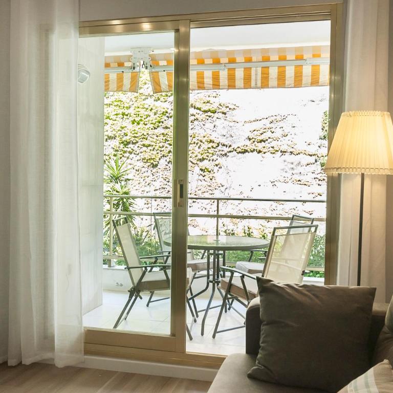 Lets Holidays POOL APARTMENT NEAR BEACH 3 - Apartamento con vistas a la piscina - 4