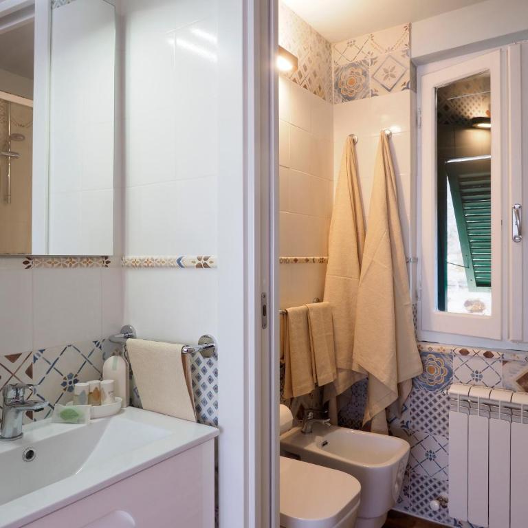 Ai Pesci Room Rental - Deluxe Doppelzimmer mit Balkon und Meerblick - 40