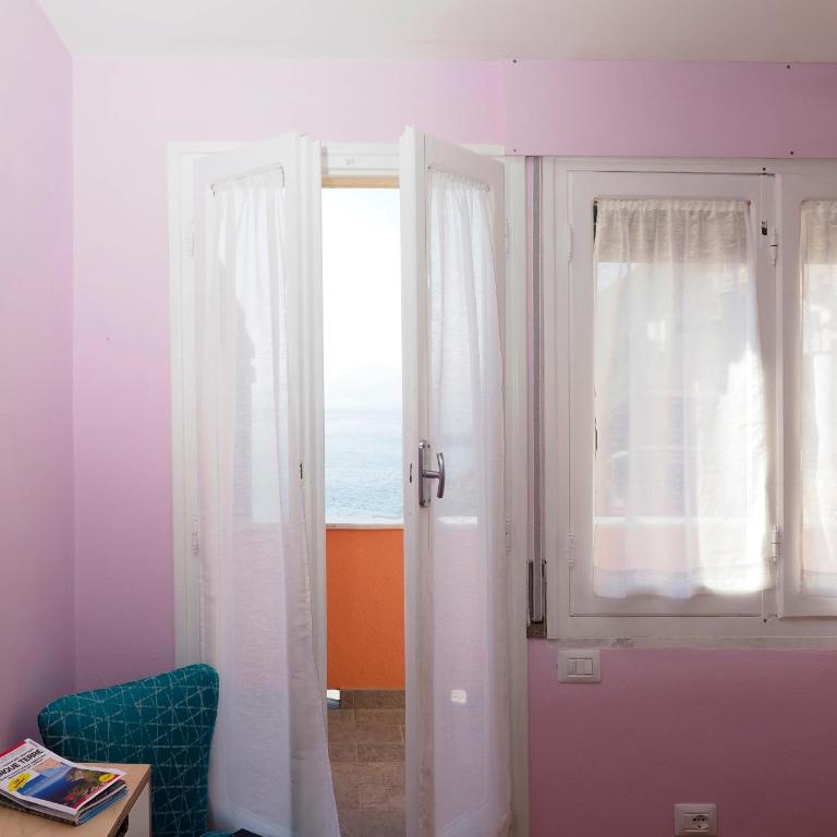 Ai Pesci Room Rental - Deluxe Doppelzimmer mit Balkon und Meerblick - 24