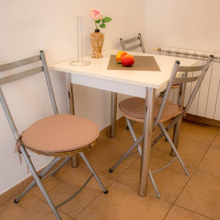 Guest House Kevser - Trokrevetna Soba sa Zajedničkim Toaletom - 12