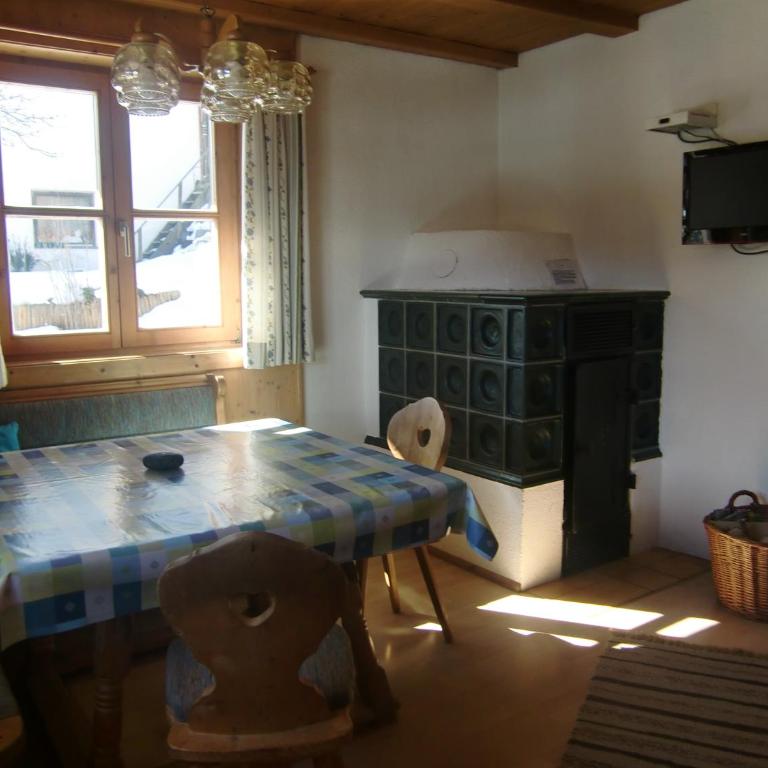 Blockhaus Kathrein - Two-Bedroom Apartment with Garden - 4