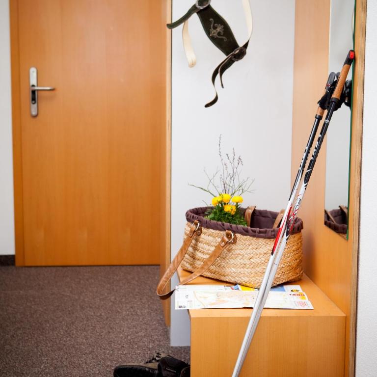 GS Hotel Mindelheim - Dreibettzimmer mit Bad - 4