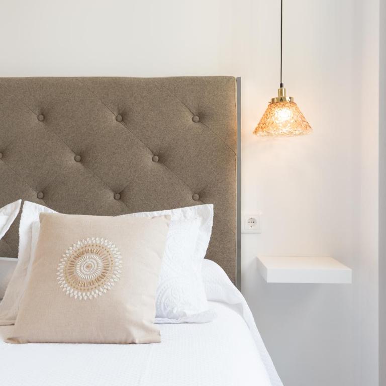 Stunning Spacious City Apartment with free parking - Apartamento - 40