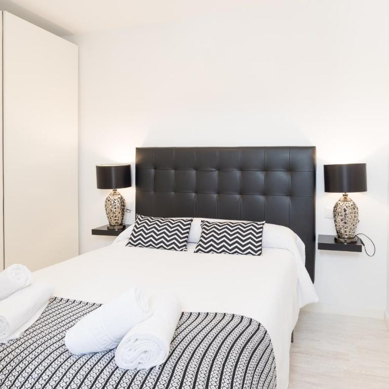Stunning Spacious City Apartment with free parking - Apartamento - 41