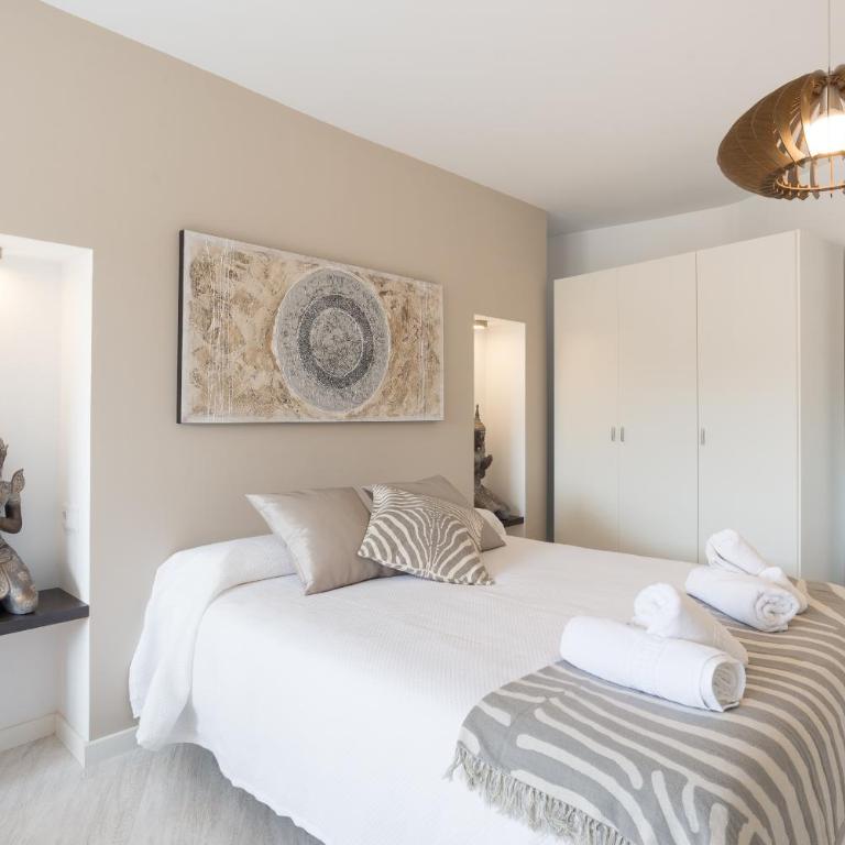 Stunning Spacious City Apartment with free parking - Apartamento - 25