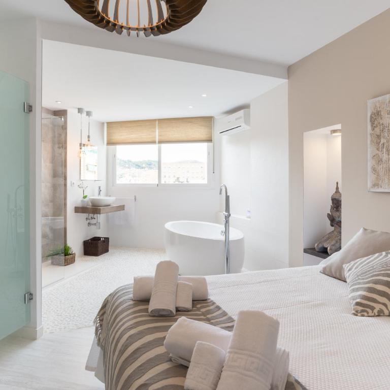Stunning Spacious City Apartment with free parking - Apartamento - 24