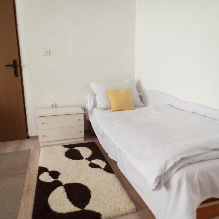 Eko House Dobrenica - Vacation Home - 42
