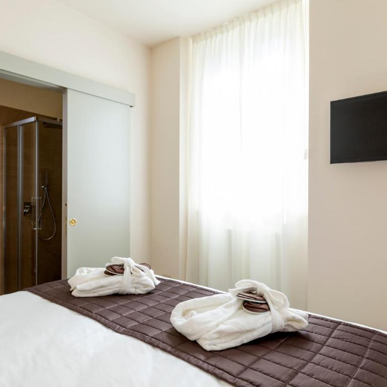 Hotel Villa Cipressi, by R Collection Hotels - Camera Matrimoniale Classic - 4