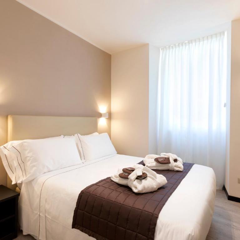 Hotel Villa Cipressi, by R Collection Hotels - Deluxe Double Room with Lake View - 3