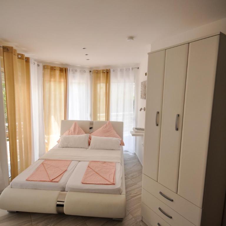 Villa Medusa Apartments - Adults only - - Apartment with Pool View - 26