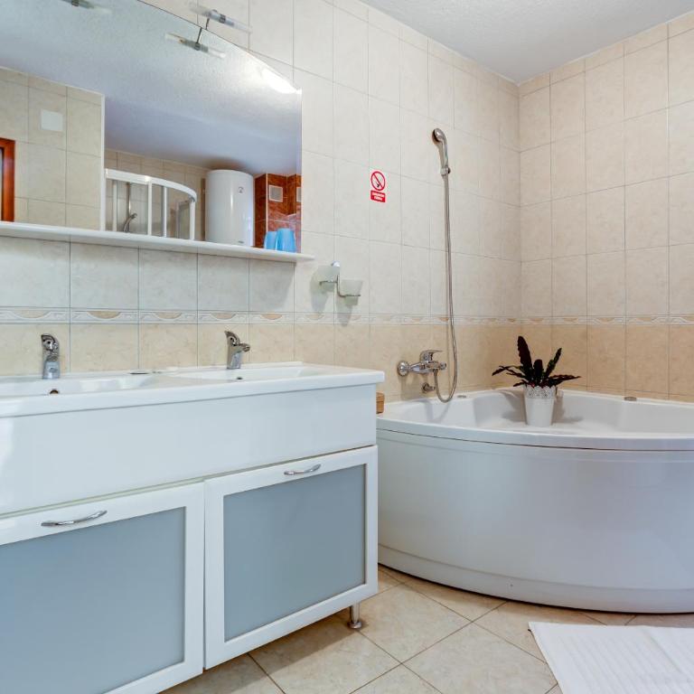 Villa Jadranka Sutomore - Studio Apartman - 2