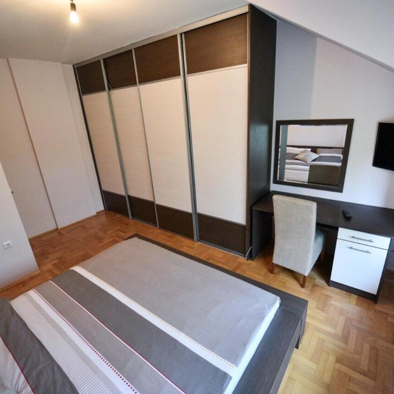 Apartman Natalija Banja Luka - Apartman sa Balkonom - 20