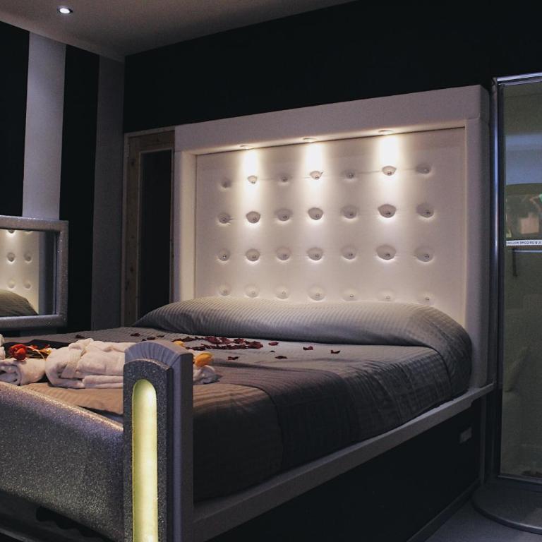 Roma d'Amore - Suite Deluxe con Vasca Idromassaggio - 11