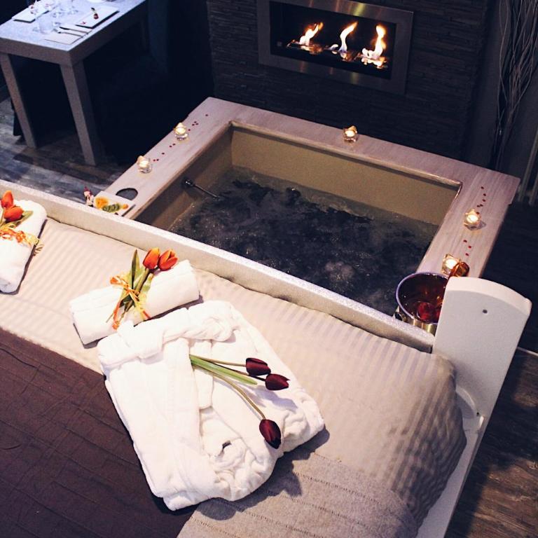 Roma d'Amore - Suite Deluxe con Vasca Idromassaggio - 14