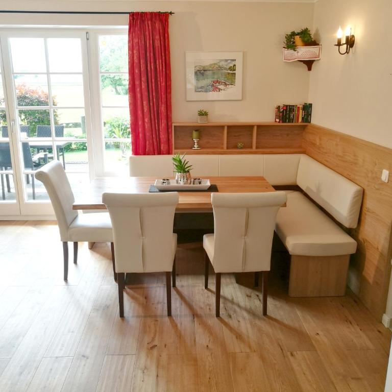 Landhaus Leitner am Wolfgangsee - Two-Bedroom Apartment with Lake View - Wolfgangsee 4 - 1