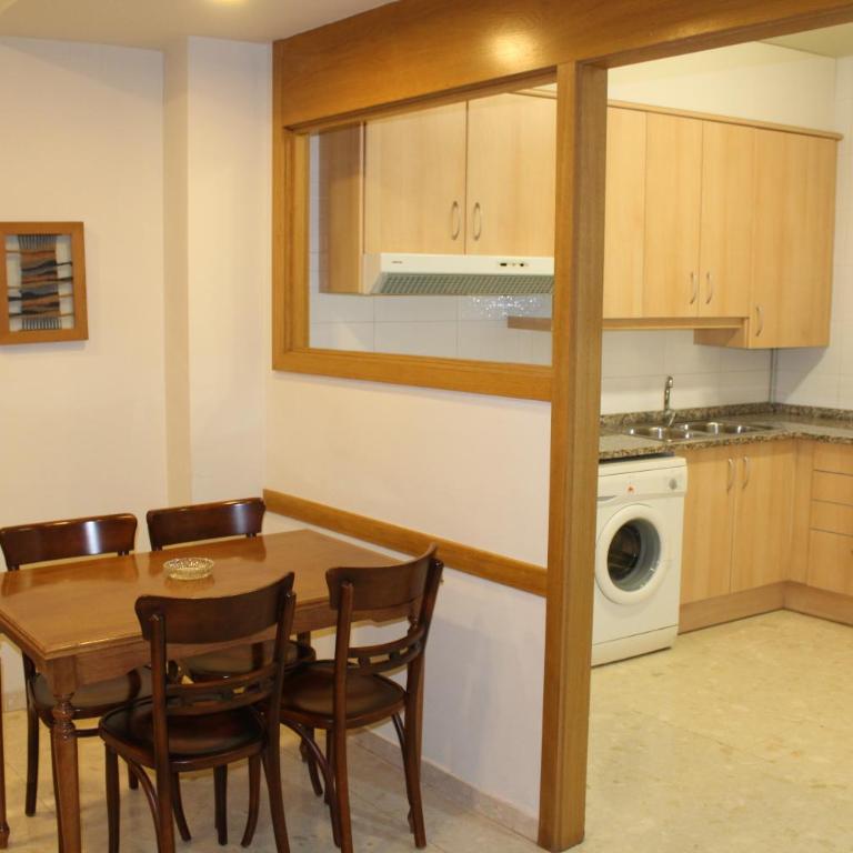 Apartaments St. Jordi Comtal - Apartamento de 2 dormitorios (4 adultos) - 20