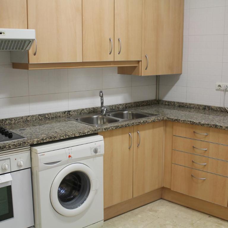 Apartaments St. Jordi Comtal - Apartamento de 2 dormitorios (4 adultos) - 12