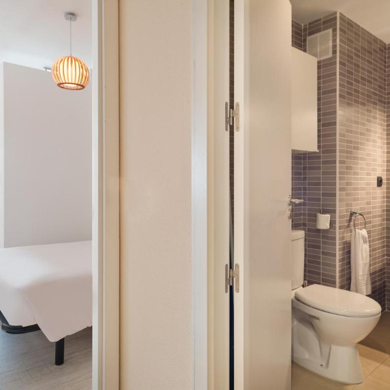 Aparthotel Xic - Apartamento con vistas al mar - 10