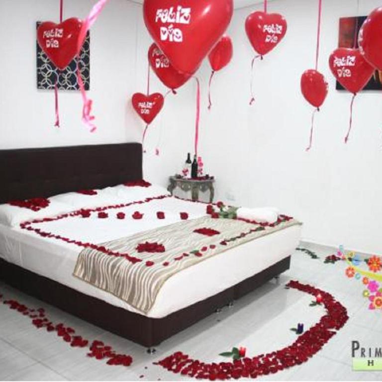 Hotel Primavera Plaza - Suite con bañera de hidromasaje y cama grande - 2