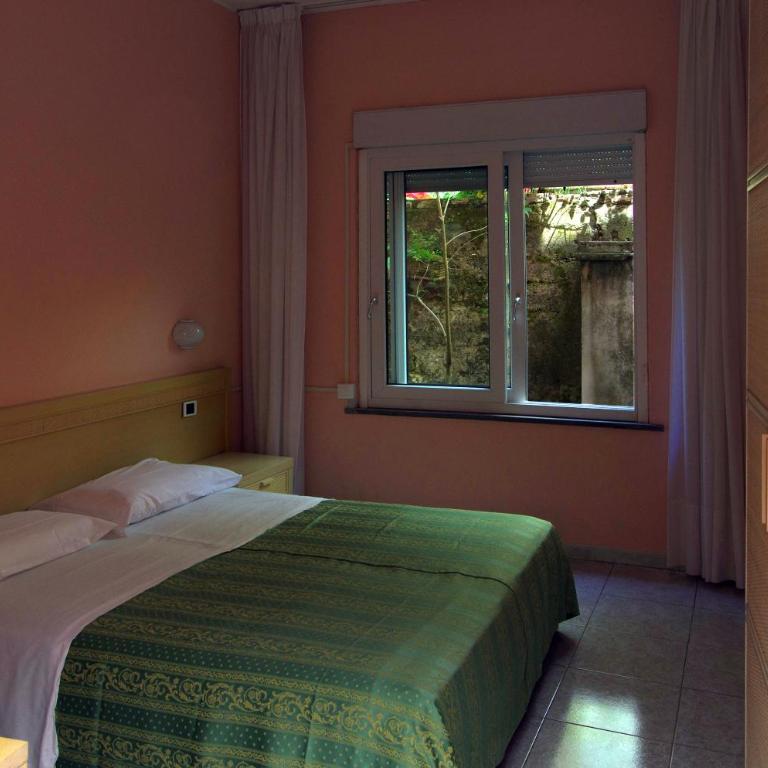 Hotel Cristallo - Camera Matrimoniale Economy - 4
