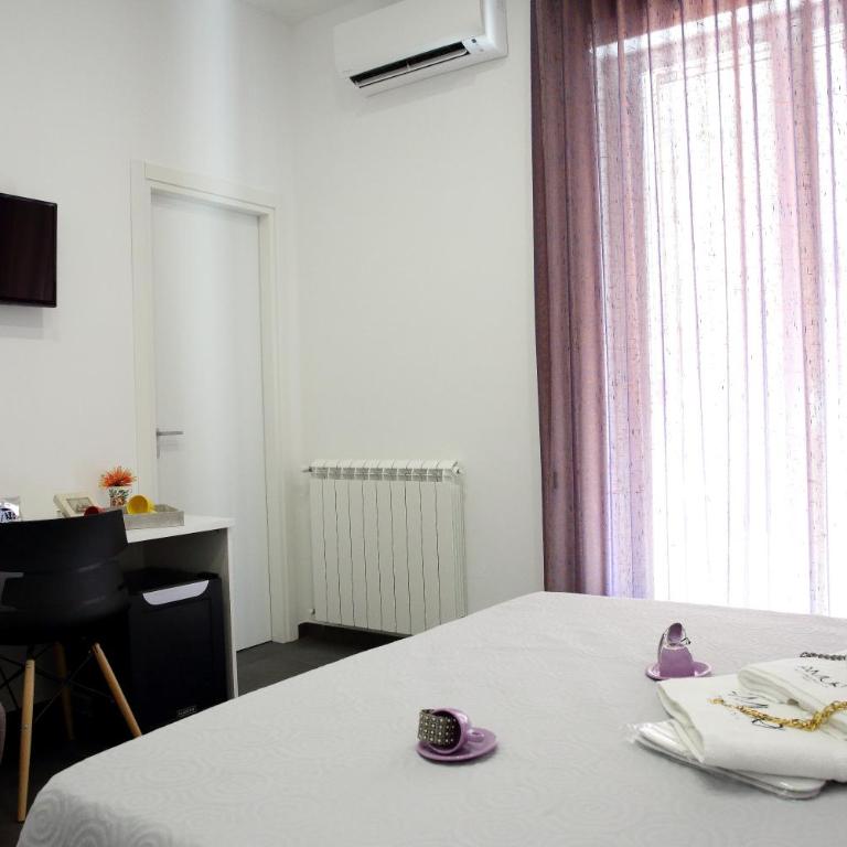 Amuri Room&Suite - Double Room with Balcony - 2