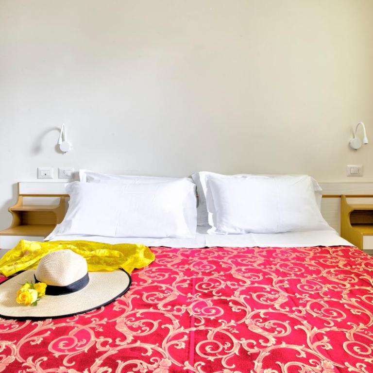 Hotel Clara - Camera Matrimoniale Economy - 1