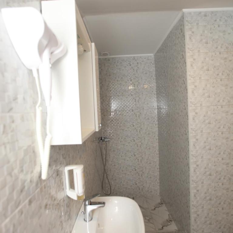 Ninkovic - Deluxe Double or Twin Room - 4