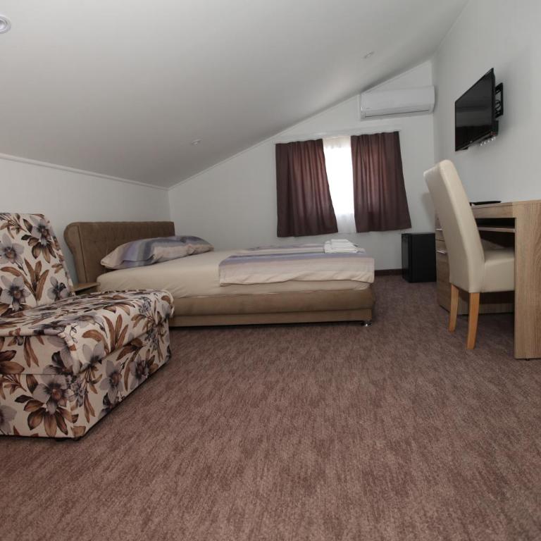 Ninkovic - Deluxe Double Room - 3