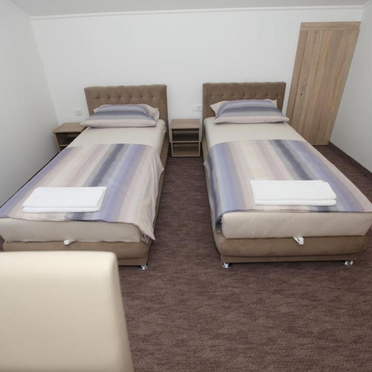 Ninkovic - Deluxe Double or Twin Room - 5