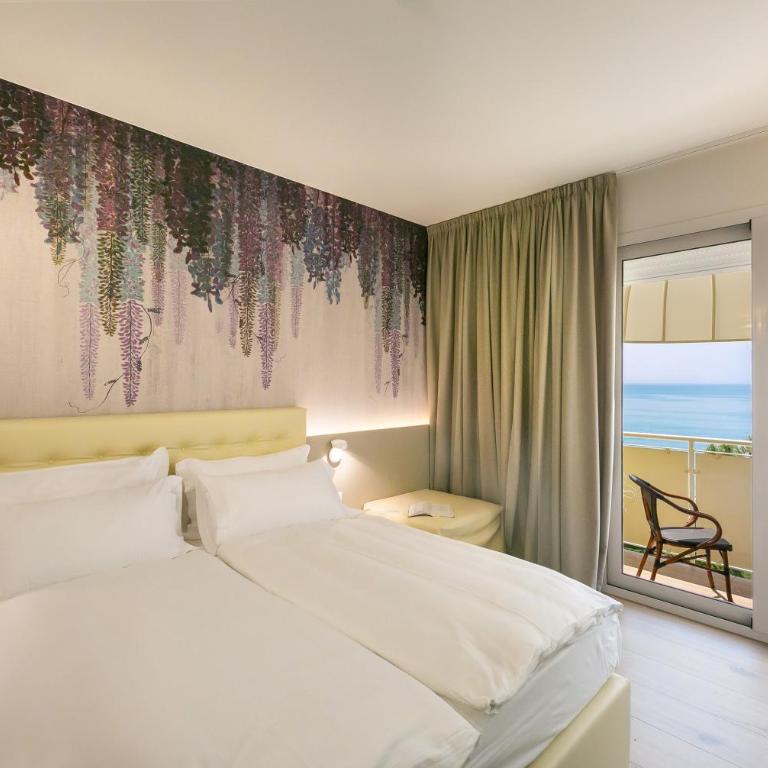 Hotel Le Lampare - Camera Matrimoniale con Vista Mare - 1