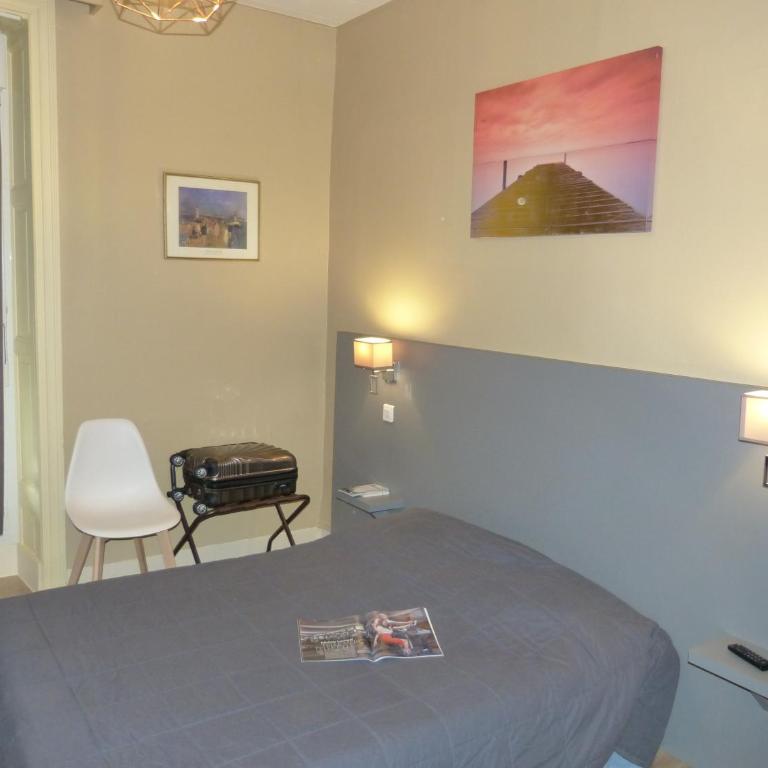 Hôtel Terminus - Chambre Double Standard - 9