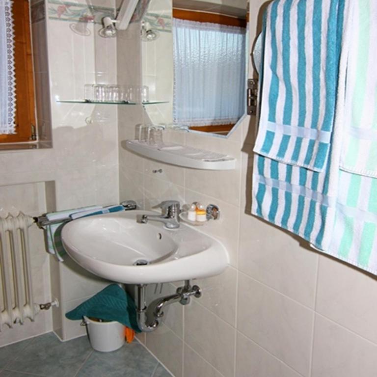 Ferienapartmenthaus Hubertushof - Apartment mit 1 Schlafzimmer (2 Erwachsene + 2 Kinder) - 4