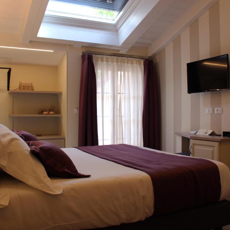 Hotel Villa Tiziana - Suite con 2 Camere da Letto - Dependance - 4