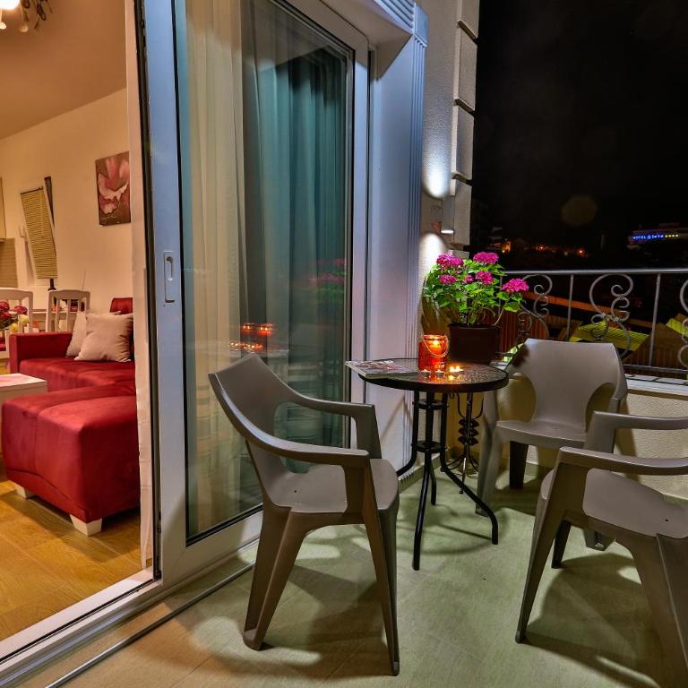 Apartments Royal Lux - Apartman sa Balkonom - 3