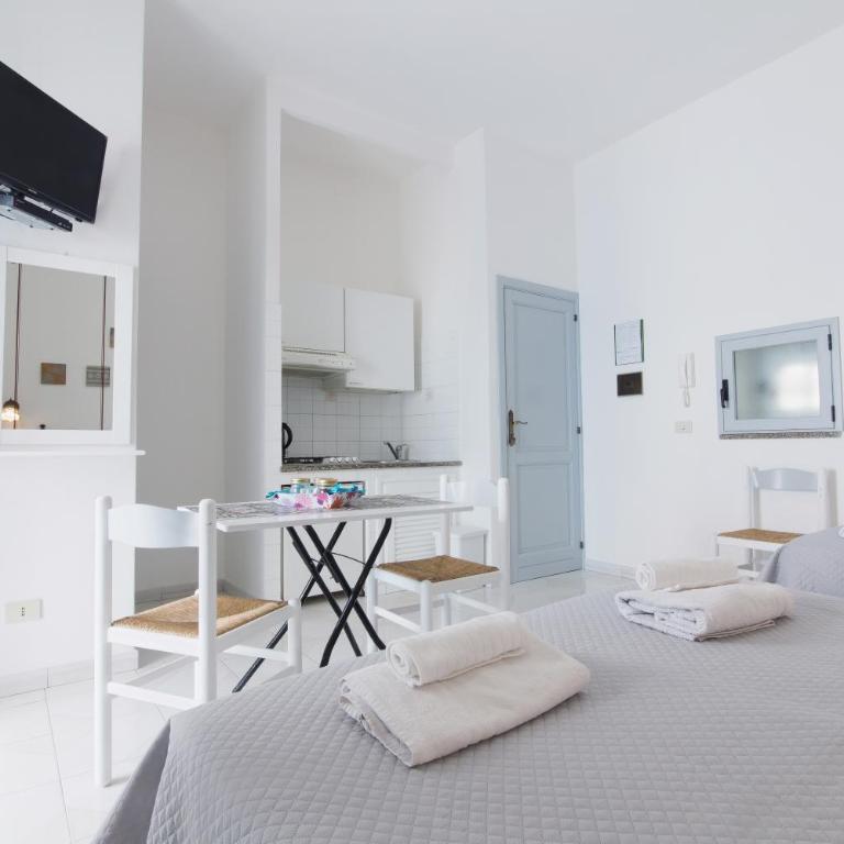 Lo Nardo Accommodation - Studio (3 Adults) - 9
