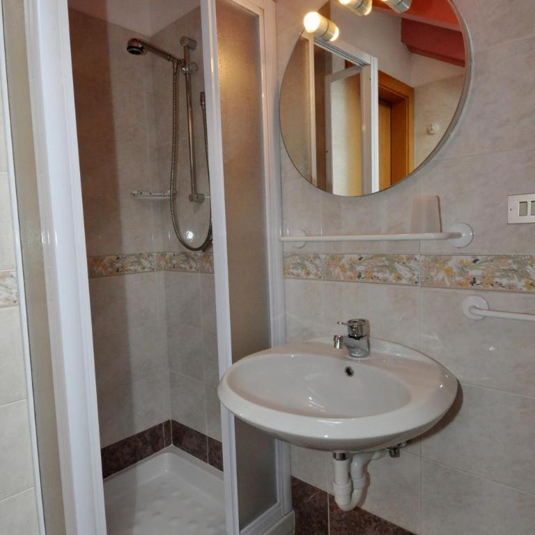 Casa Azzurra - Appartamento Grande con 2 Camere da Letto - 4