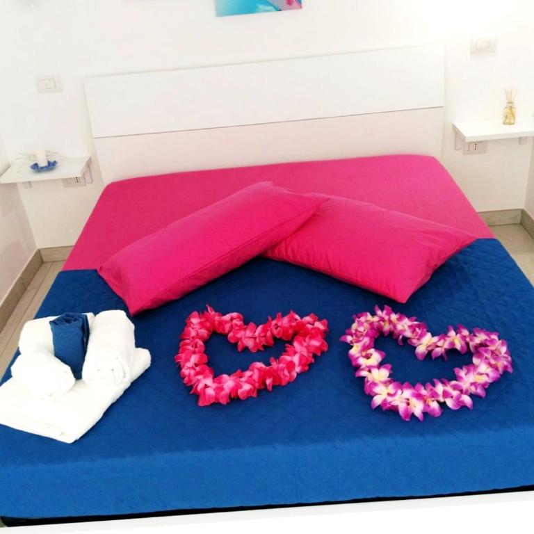 Joshua Rooms - Camera Quadrupla Standard - 1