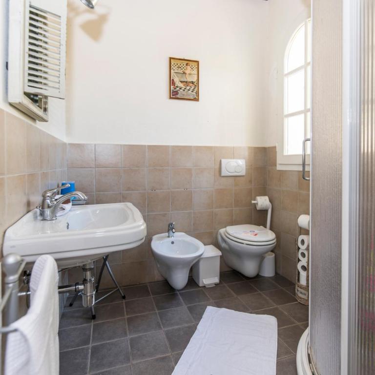 Valuable rustic Tuscan swimming pool, breathtaking view of Camaiore - Villa - 22