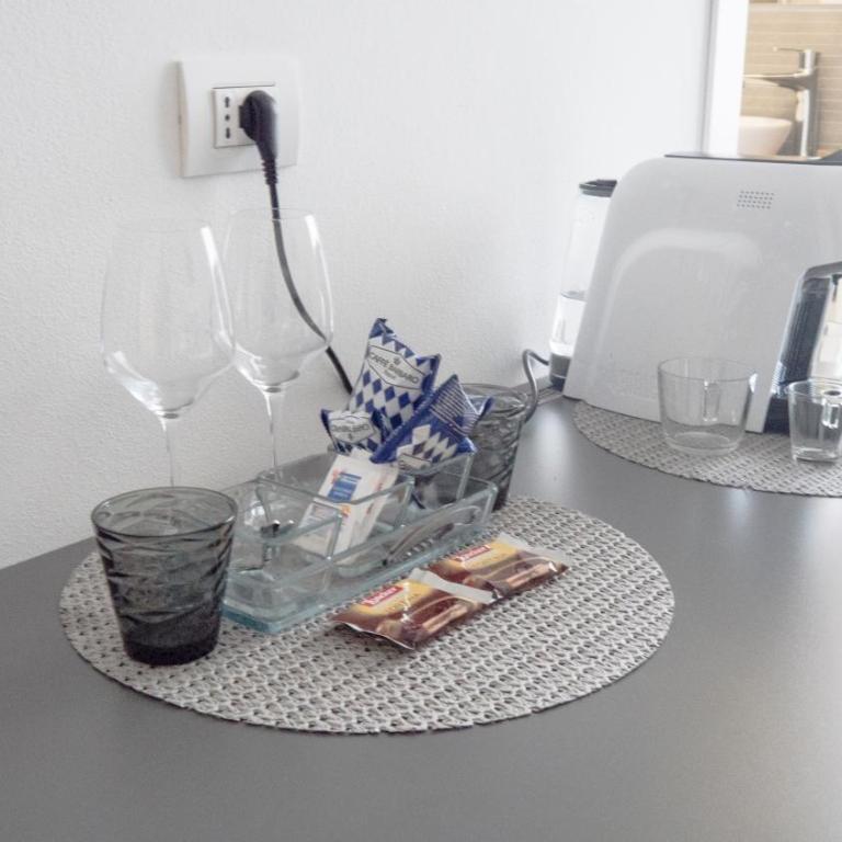 Suite Dreams in Verona - Camera Matrimoniale/Doppia con Letti Singoli con Vista Città - 9