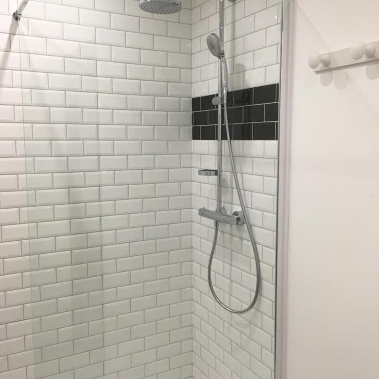Résidence le XV - Appartamento con 2 Camere da Letto - 15