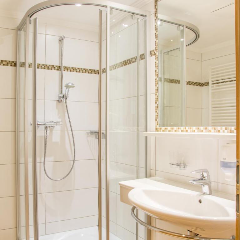 Hotel Gell - Comfort Doppelzimmer - 2