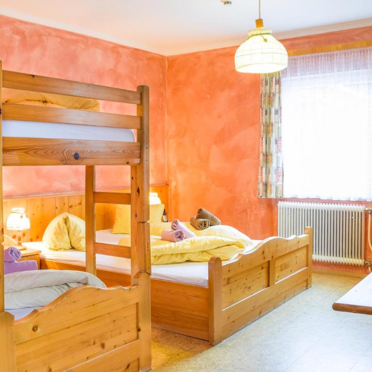 Hotel Gell - Familienzimmer (2 Erwachsene + 1 Kind) - 12