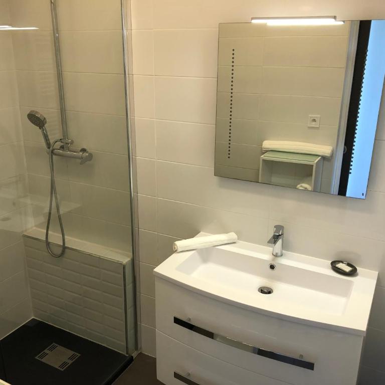 studio pieds dans l’eau - Apartment - 17
