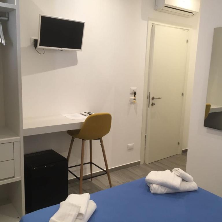 B&B Marconi - Chambre Double avec Salle de Bains Privative - 5