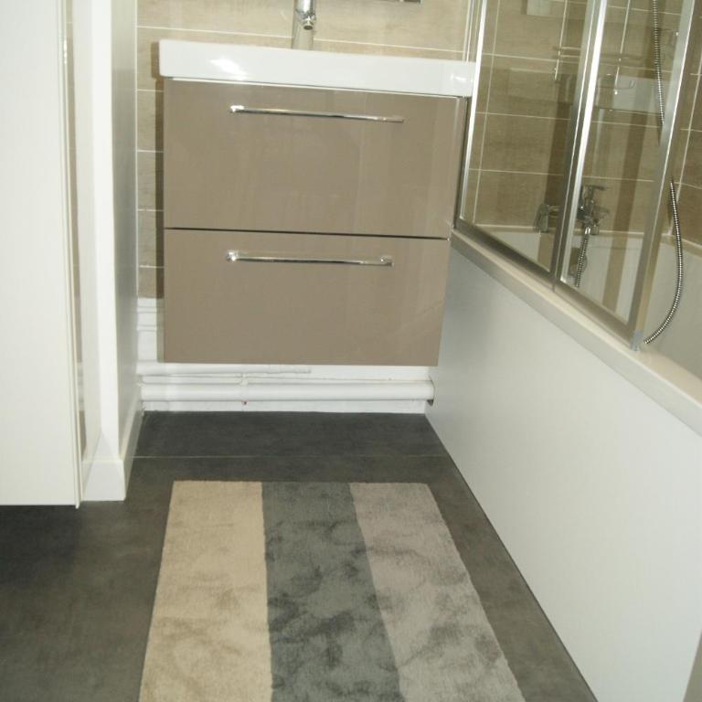 Jordan, proche centre, wifi, linge, produits, ménage, - Apartamento Estudio - 22