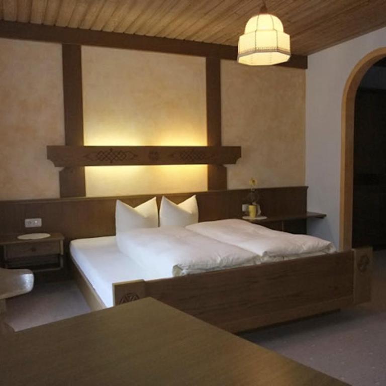 Haus Kirschner - Doppelzimmer mit Terrasse - 1